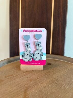 💛 BOGO 💛 FemmeDeBloom Shrek Donkey Heart Drop Earrings NWT